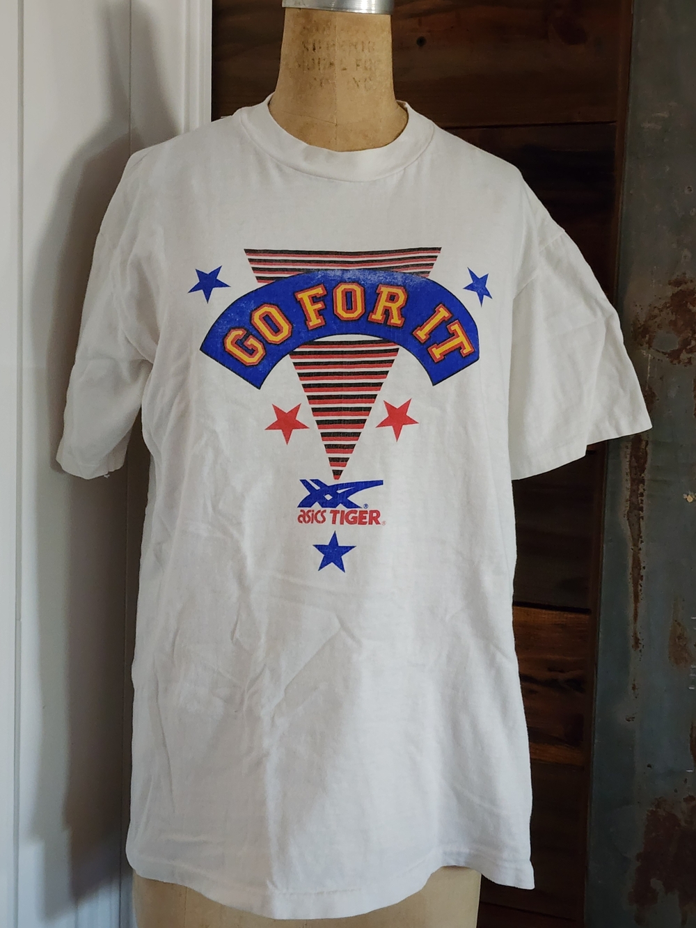 Vintage Asics Tiger "Go For It' Graphic Tee